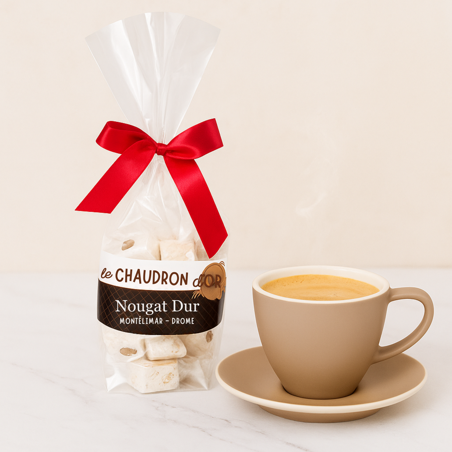 Nougat dur de Montélimar aux amandes – Sachet 100 g (30% d’amandes)